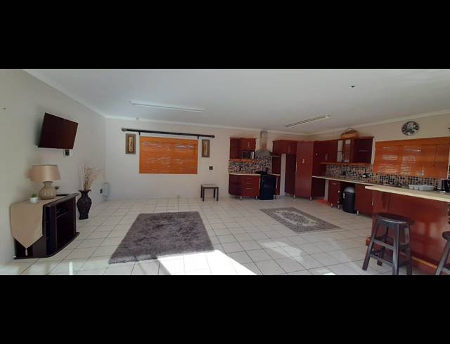 3 BEDROOM APARTMENT RENTED IN COLLEEN GLEN